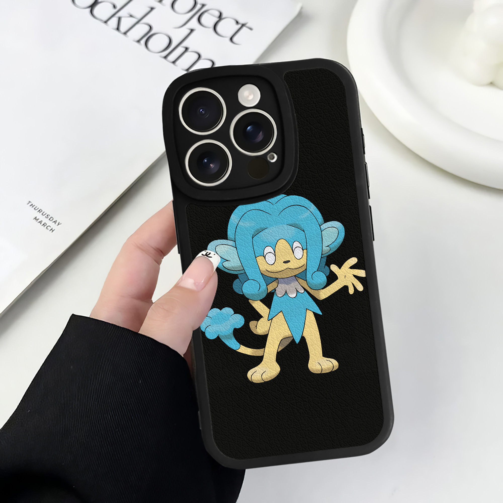 （画像用） ポケットモンスター Pokémon 【iPhone 16シリーズ対応】シリコンスマホケース（レザー調） 材質：シリコン